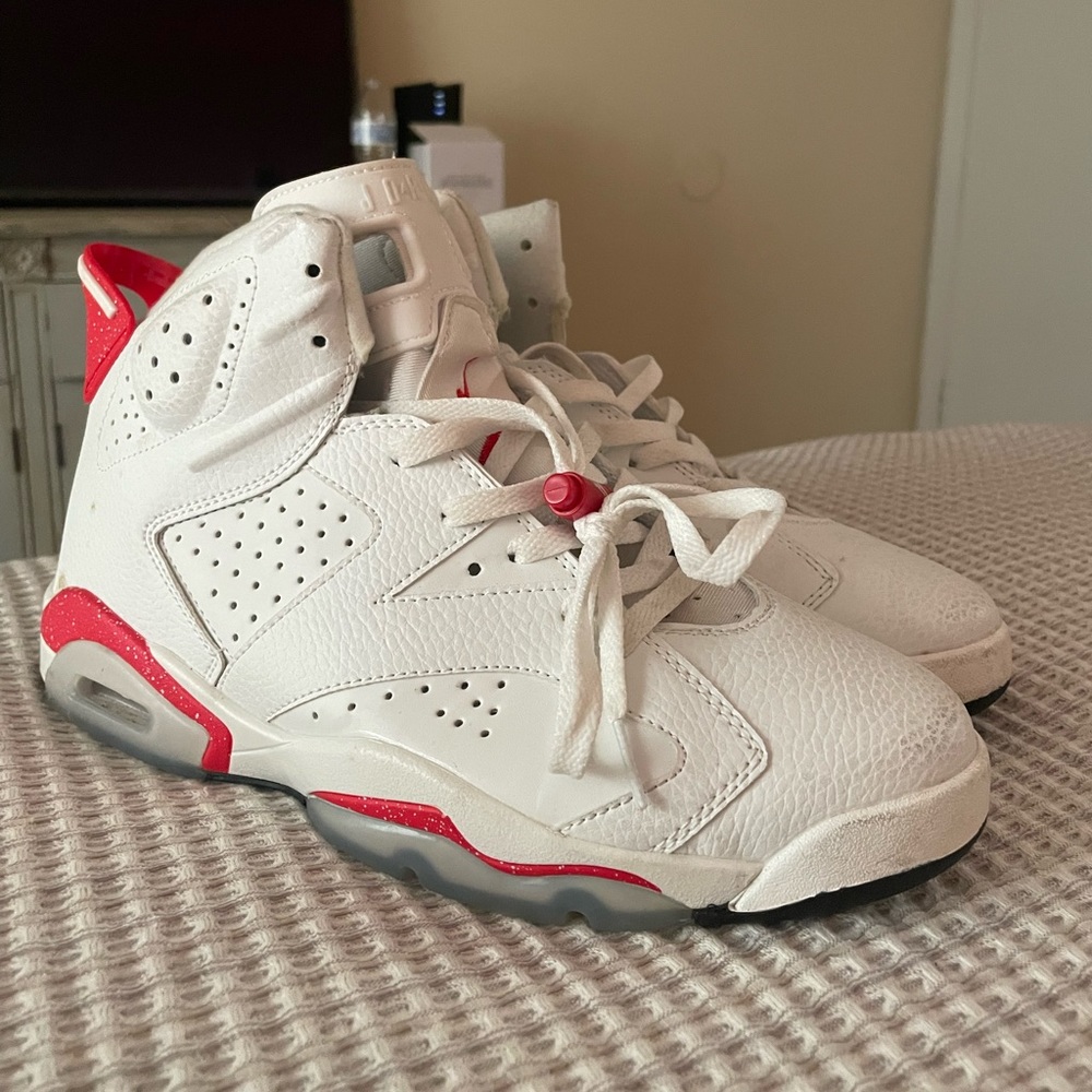 Nike Jordan Retro 6 RED